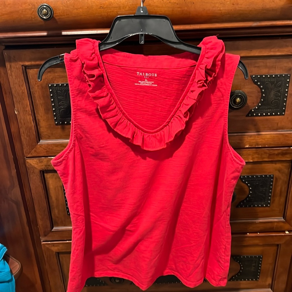 Talbots sleeveless top Size XL